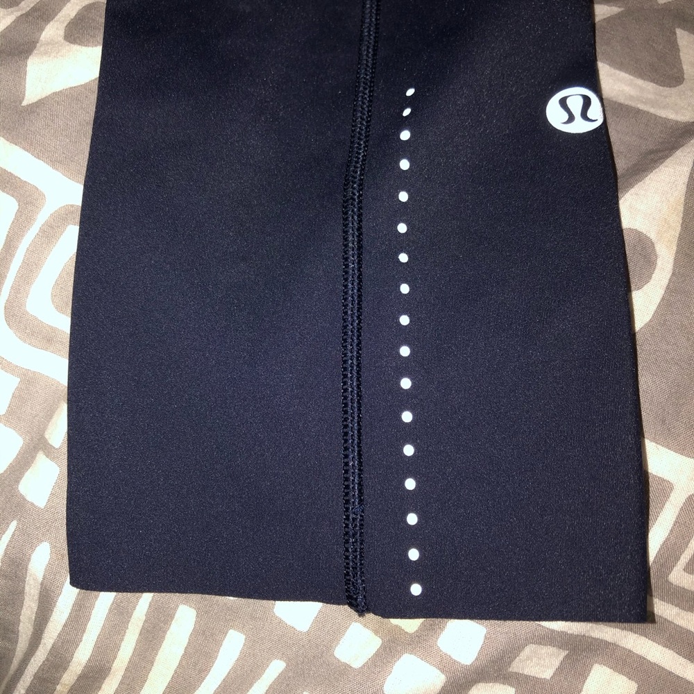Navy Lululemon Running Leggings w/ Pockets (NWOT)